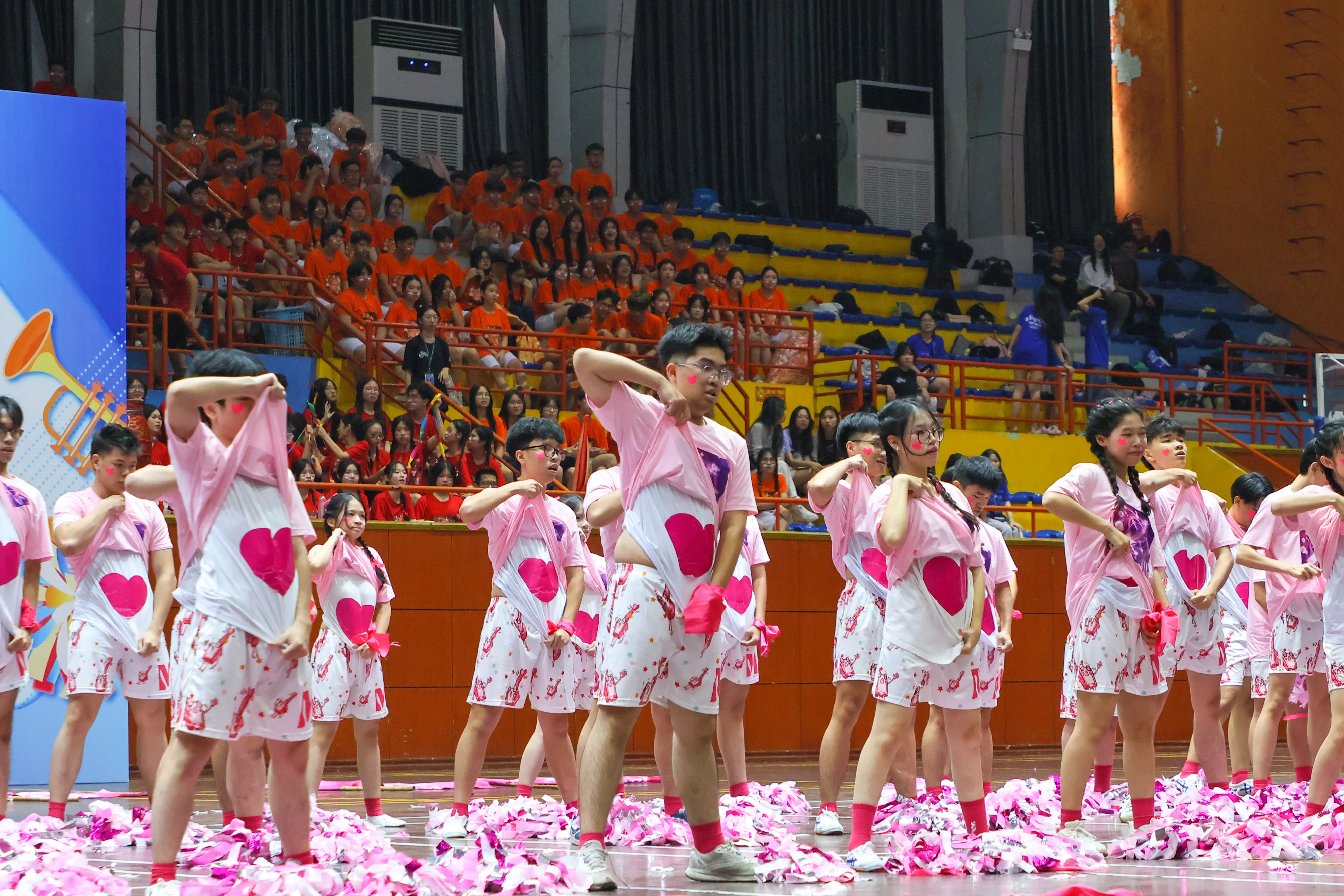 Nhóm nhà Moneris 3