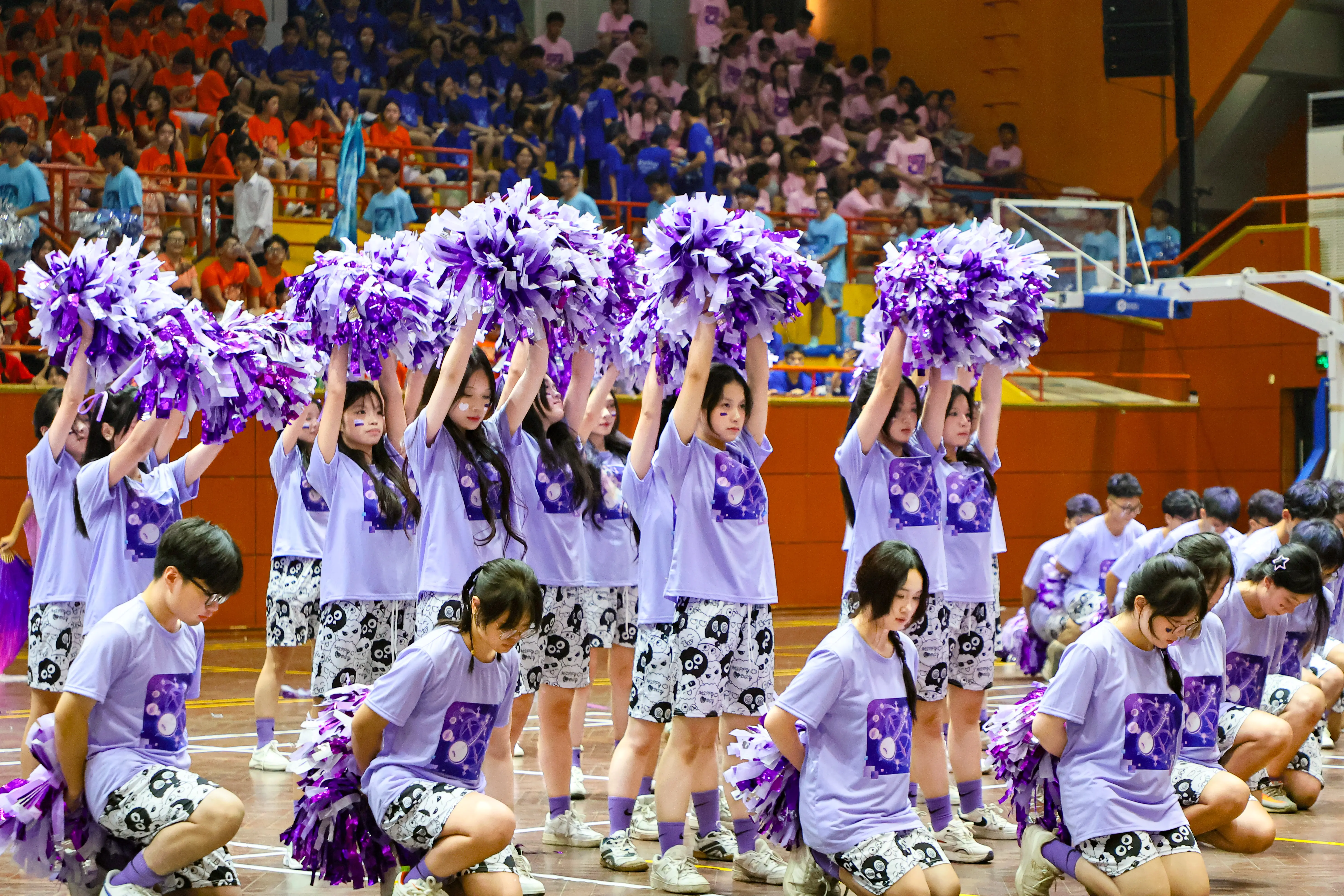 Nhóm nhà Perlindor